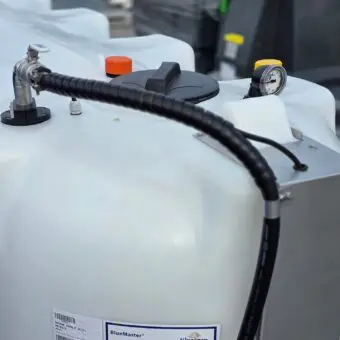 BlueMaster Basic 4000 liter till bilverkstad i Västerås – bild 3