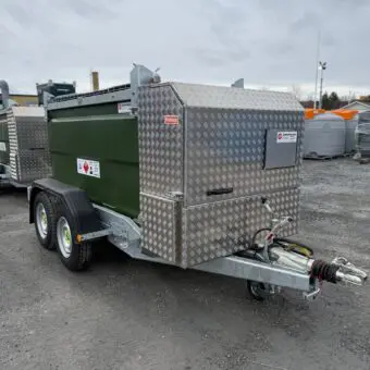 Tankvagn 2000 liter – fyra kompletta ekipage till en myndighet – bild 1